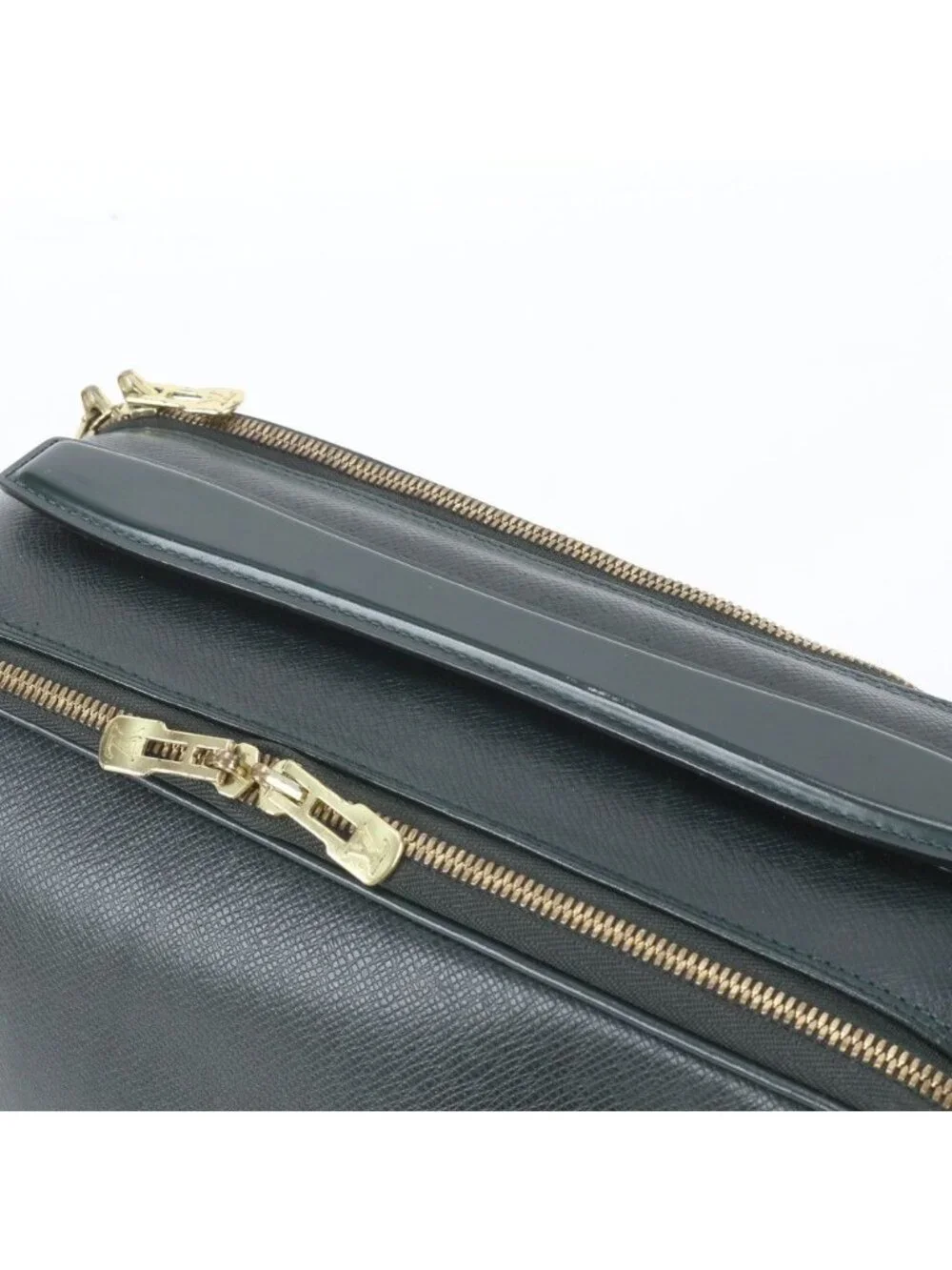 Louis Vuitton Taiga Tula Leather 2-Way Shoulder Bag Crossbody Business